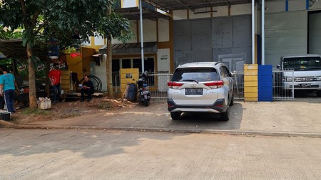 Jarang jual gudang taman tekno bsd city dekat toll in dan out bisa masuk kontainer siap huni