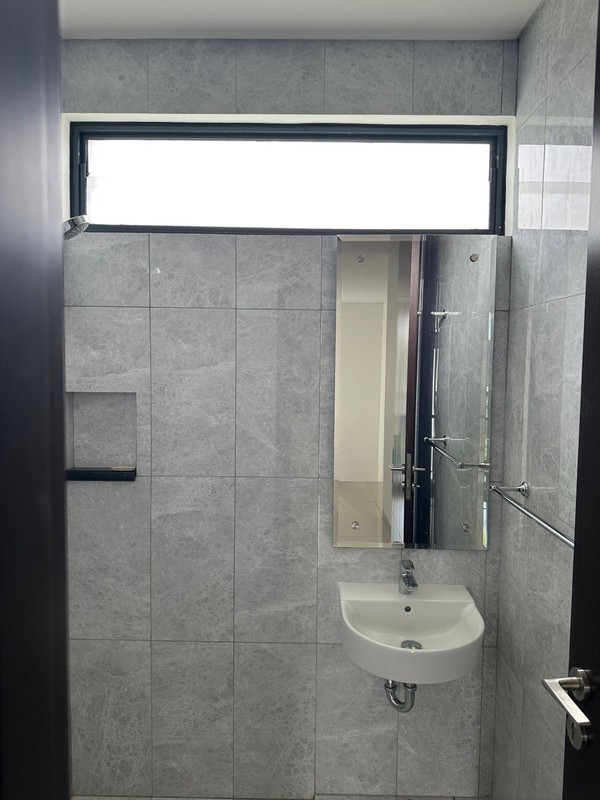 Dijual Cepat Rumah Mewah Podomoro Park