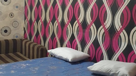 view kolam renang furnished tinggal bawa koper apartemen type studio di margonda 3 depok jawa barat