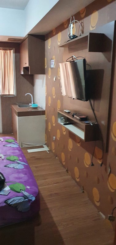 view kolam renang furnished tinggal bawa koper apartemen type studio di margonda 3 depok jawa barat