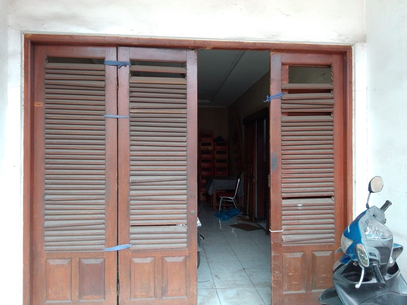 Rumah 2 lantai di komplek Margahayu Raya