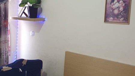 Hanya 200jt saja nego tipis apartemen fullfurnished full elektronik tinggal bawa koper apartemen type studio green lake ciputat tower E jalan dewi sartika tangerang selatan banten