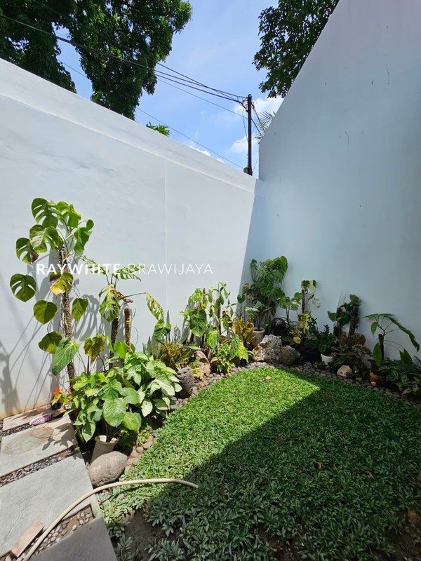 Rumah Siap Huni Lokasi Strategis Area Fatmawati Cilandak