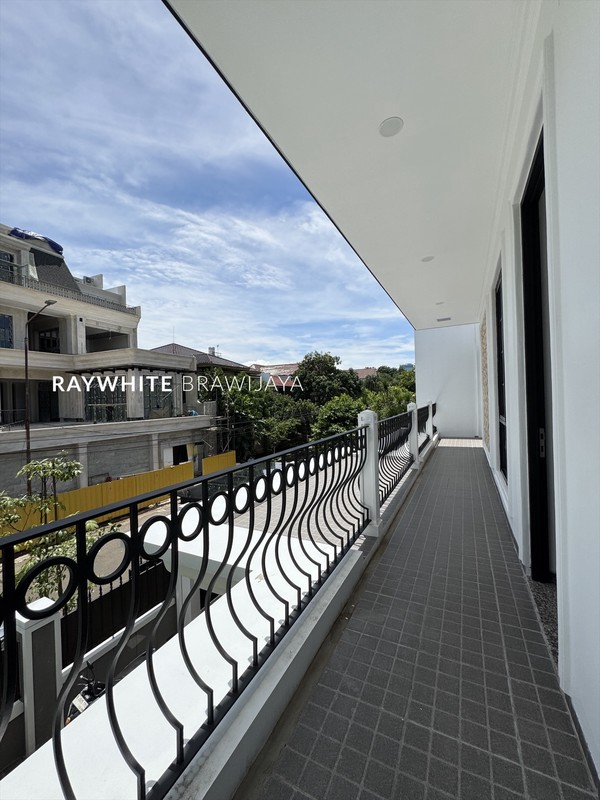 Rumah Mewah Siap Huni Area Pondok Indah Kencana Indah