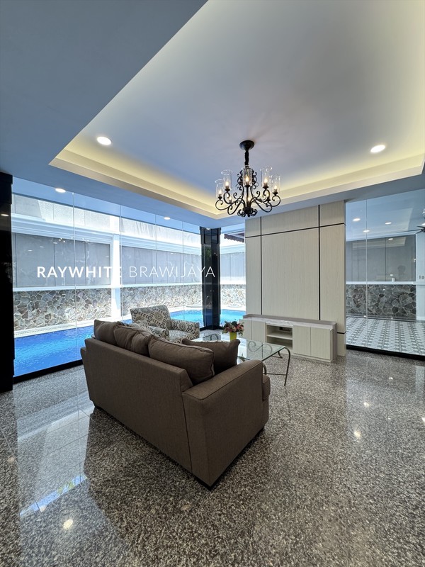 Rumah Mewah Siap Huni Area Pondok Indah Kencana Indah