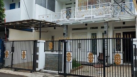 Jual cepat rumah strategis tengah kota di jalan mirah V meruya jakarta barat dki jakarta