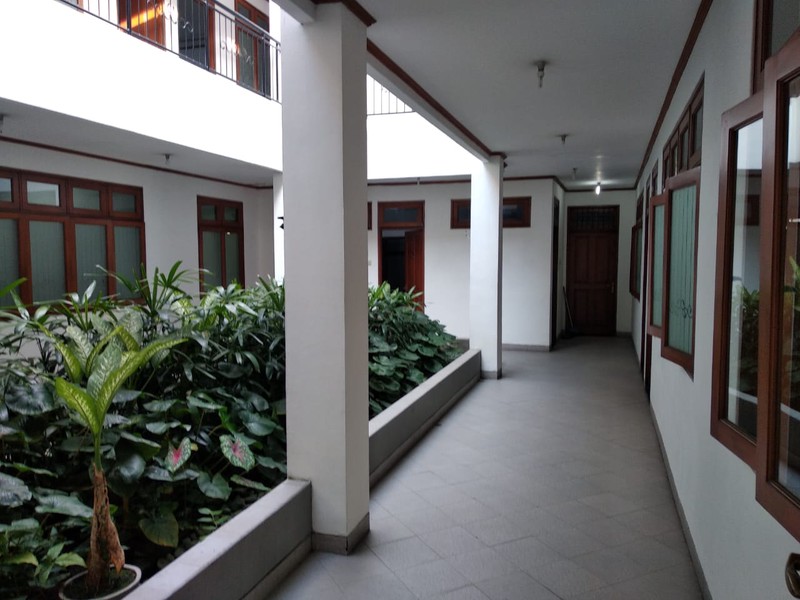 Disewakan Tempat Usaha Raya Jemursari Surabaya - Lokasi Premium untuk Berbagai Usaha