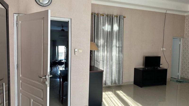 Jual cepat rumah area cilego palem hills jalan palem putri atas tangerang banten