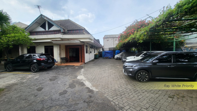 For Sale - Kantor dan Gudang Pinggir Tol Kebon Jeruk Jakarta Barat