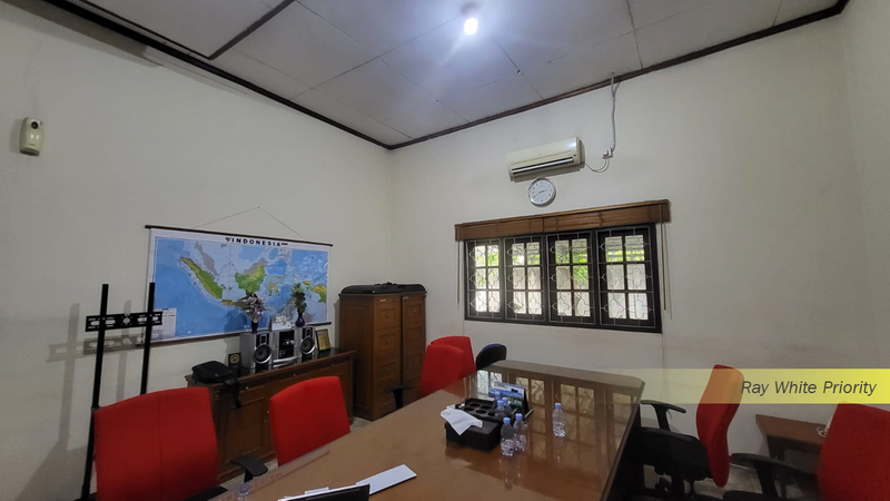 For Sale - Kantor dan Gudang Pinggir Tol Kebon Jeruk Jakarta Barat