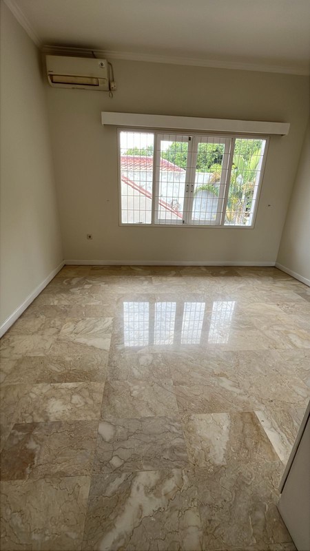 Rumah Mewah di Lebak Bulus Jakarta Selatan