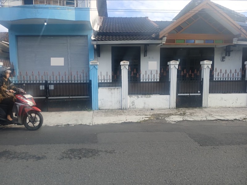 Disewakan Rumah Tinggal Lokasi Strategis di Daerah candi Gebang - Ngemplak Sleman 