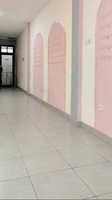 Disewakan Lantai 2 saja, Ruko rapih di Kelapa Hibrida Raya, Kelapa Gading