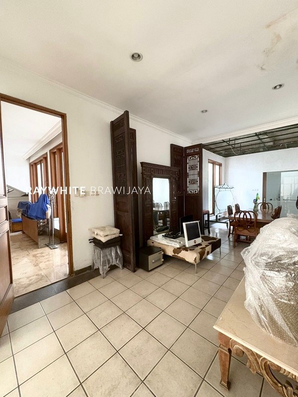 Rumah dalam Komplek Tenang Area Metro Alam Pondok Indah