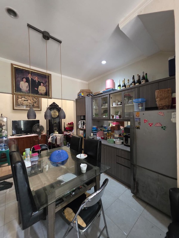 Rumah Bagus Di Emerald Terrace Bintaro Jaya Sektor 9