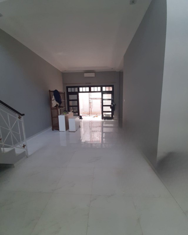 DIJUAL Rumah Bagus Siap Huni Kemandoran 1 Jakarta Selatan