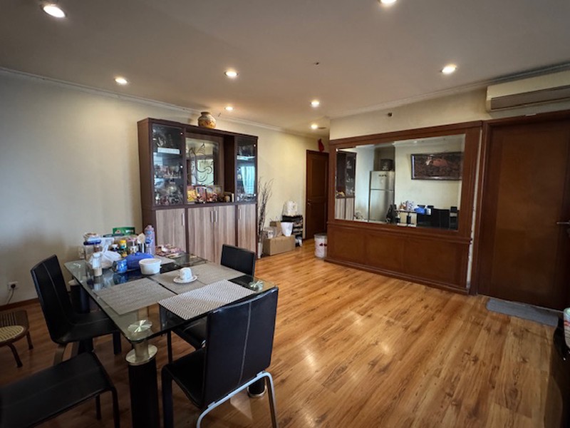 dijual cepat, murah, Apartemen Paladian Park, Kelapa Gading