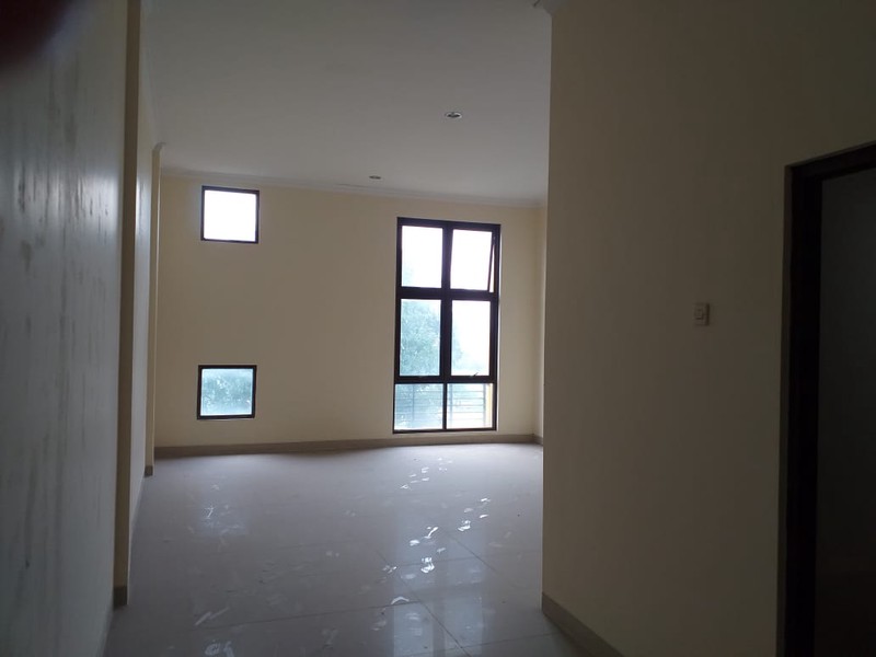 Ruko Premium Di Jalan Utama Seturan,Super Strategis Dekat Kampus & Mall, Caturtunggal, Depok, Sleman