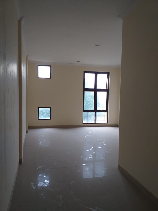 Ruko Premium Di Jalan Utama Seturan,Super Strategis Dekat Kampus & Mall, Caturtunggal, Depok, Sleman