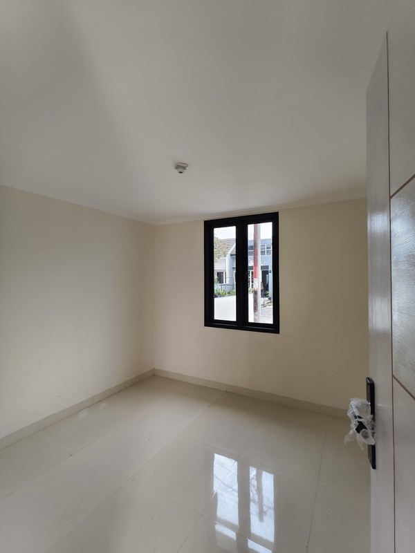 Rekomendasi Rumah dengan Tanah Luas 7 x 13 dekat Tol Tambak Sumur & Bandara Juanda