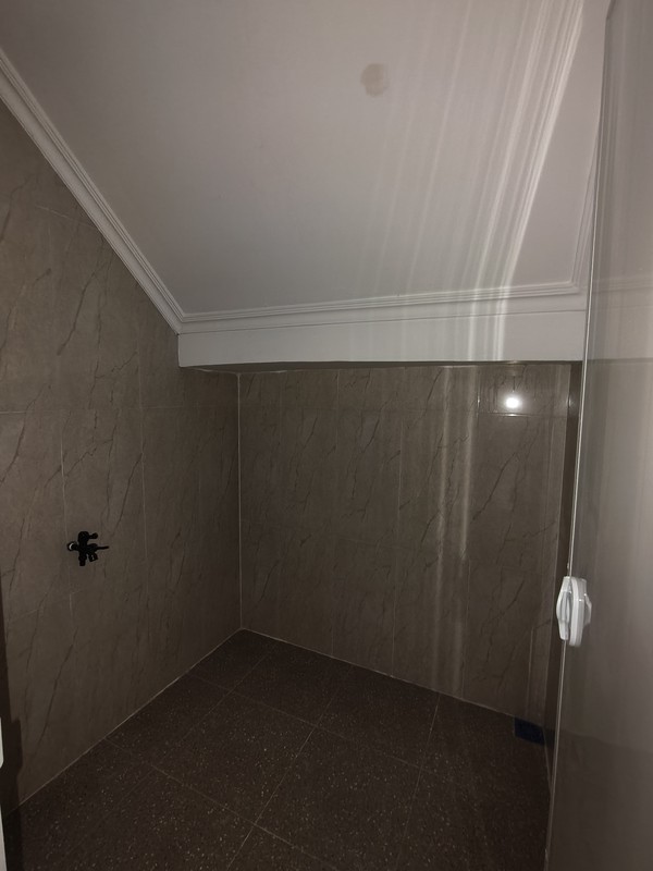 Rekomendasi Rumah dengan Tanah Luas 7 x 13 dekat Tol Tambak Sumur & Bandara Juanda