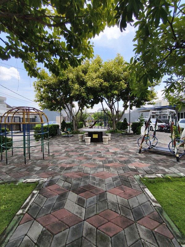 Rekomendasi Rumah dengan Tanah Luas 7 x 13 dekat Tol Tambak Sumur & Bandara Juanda