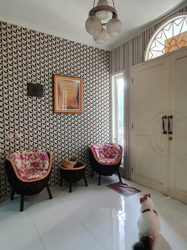 dijual cepat rumah strategis siap huni di taman chrysant 2 kencana loka bsd city, shm pembayaran bisa kpr