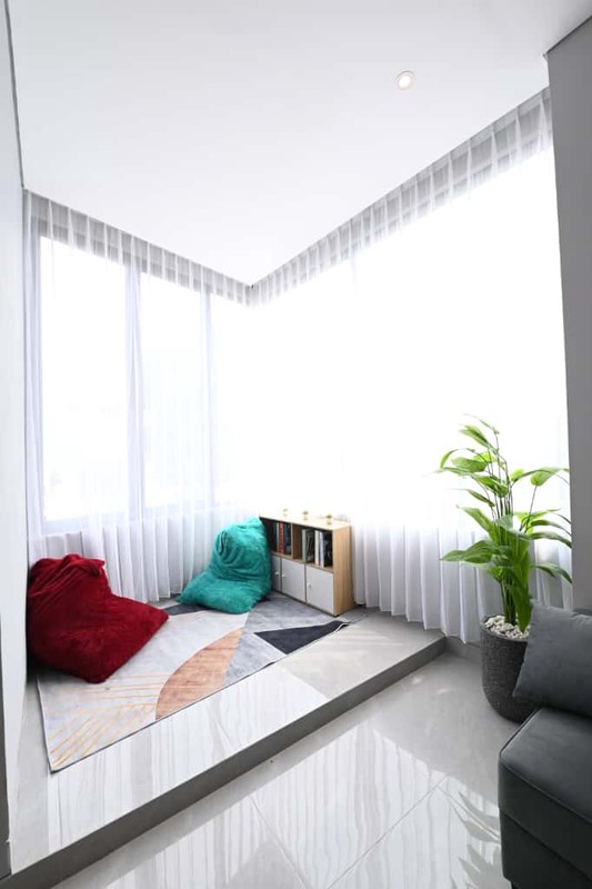 Jual cepat rumah strategis harga nego siap huni di kencana loka bsd city