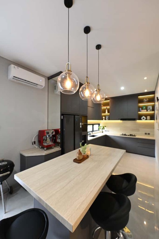 Jual cepat rumah strategis harga nego siap huni di kencana loka bsd city