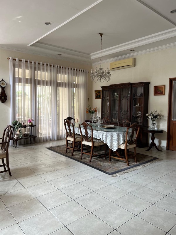 Rumah Bagus  Di Jl Telaga Warna Cinere Tangerang Selatan,