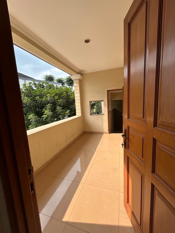 Rumah Bagus  Di Jl Telaga Warna Cinere Tangerang Selatan,