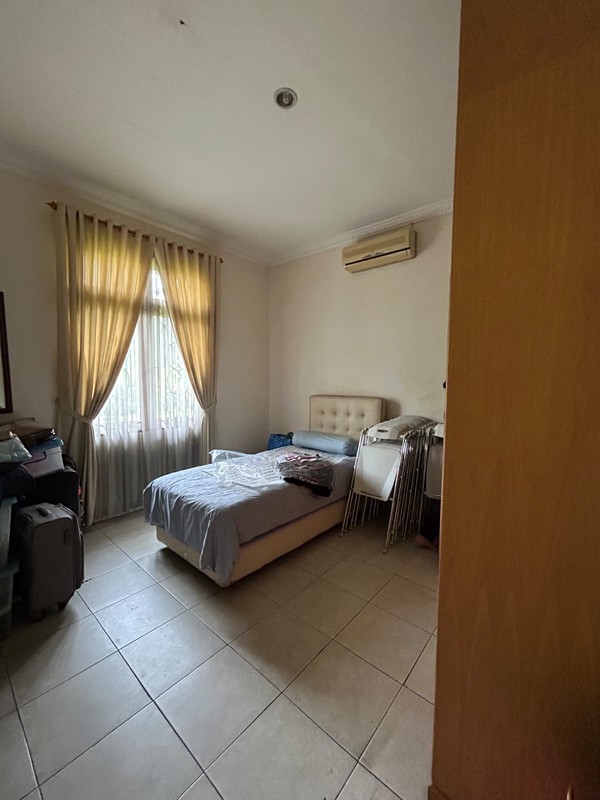 Rumah Bagus  Di Jl Telaga Warna Cinere Tangerang Selatan,