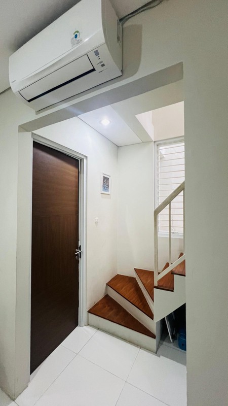 Rumah Bagus,siap huni dan asri di Graha Raya Bintaro 