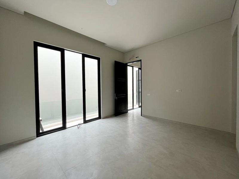 Dijual Rumah Manyar Tirtoasri Surabaya Timur Minimalis Baru Dua Lantai