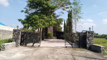 DIJUAL/DISEWAKAN Rumah Usaha Dekat Bakmi Pele, Jl.Godean km.8, Sleman 