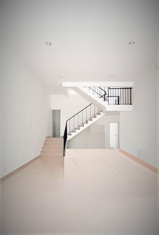 Ruko Siap Huni di Sektor IX Bintaro Jaya, Luas Tanah 100m, 2,5 Lantai Harga 200 Jt/Thn Nego