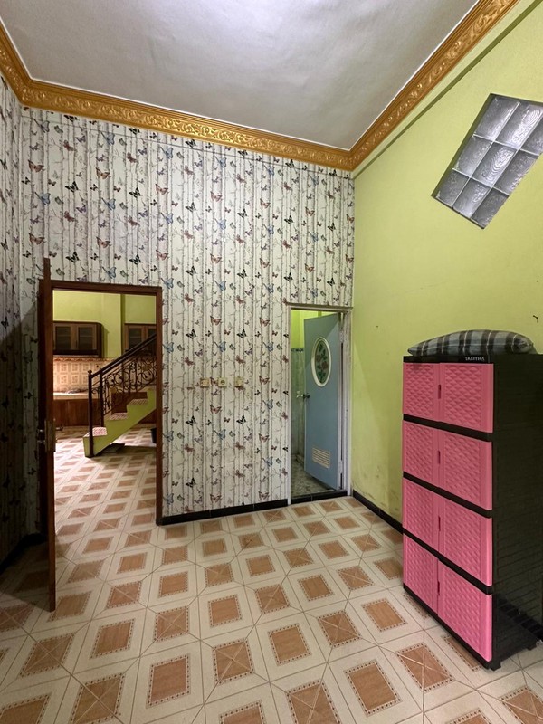 Tanah & Bangunan Rumah 2 Lantai Lokasi Strategis Dekat Pasar Pundong - Bantul 