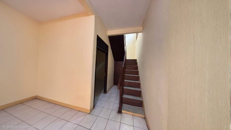 Rumah Luas 2 Lantai Disewakan di Tebet Timur - 4+1 KT, Lokasi Strategis & Lingkungan Premium