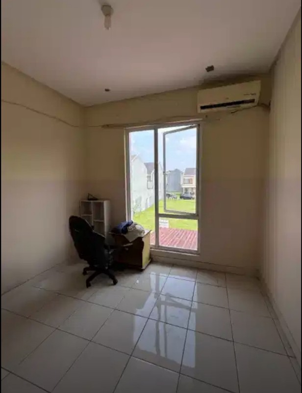 Termurah. Rumah Modern Serpong Paradise City, dekat BSD