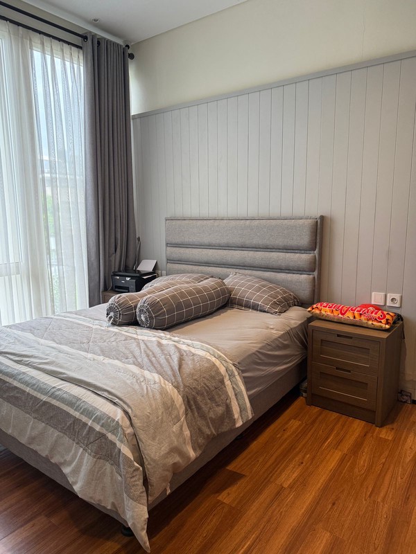 Hot Sale. Rumah mewah cluster Mozart, Gading Serpong