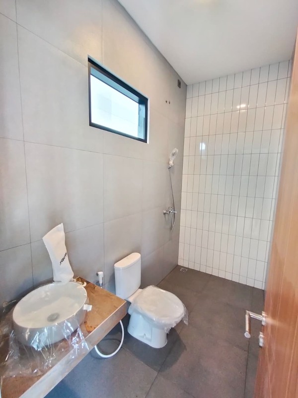 Rumah BRAND NEW di THE GREEN BSD City, Dekat Tol dan Stasiun