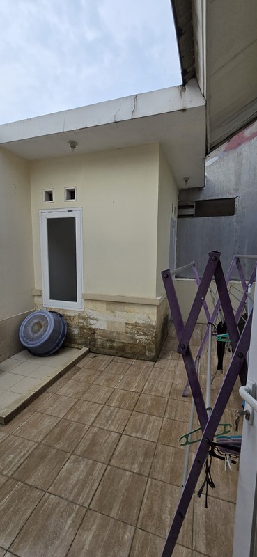 RUMAH 2 LANTAI BAJA RINGAN & GRANIT  DI SEVILLA BSD, Dekat ke stasiun Rawa Buntu