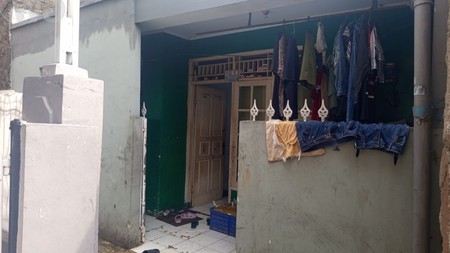 Rumah Dijual di Jakasampurna Bekasi - 5 Kamar Tidur, Lokasi Strategis & Investasi Menjanjikan