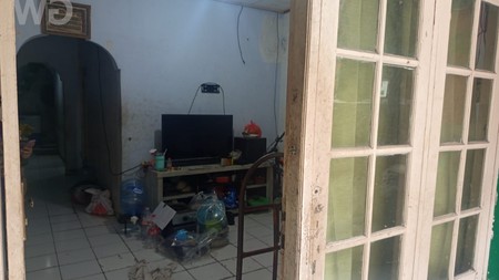 Dijual Rumah di Jakasampurna Bekasi - 5 Kamar Tidur, Lokasi Strategis & Investasi Menjanjikan