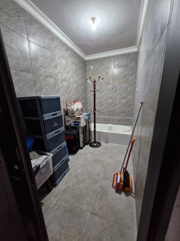 2 Milyar-an Rumah Citraland Royal Park - Emerald Mansion - Lokasi Dekat Gwalk , Unesa - Special Lebar 10 Meter - Surat SHM