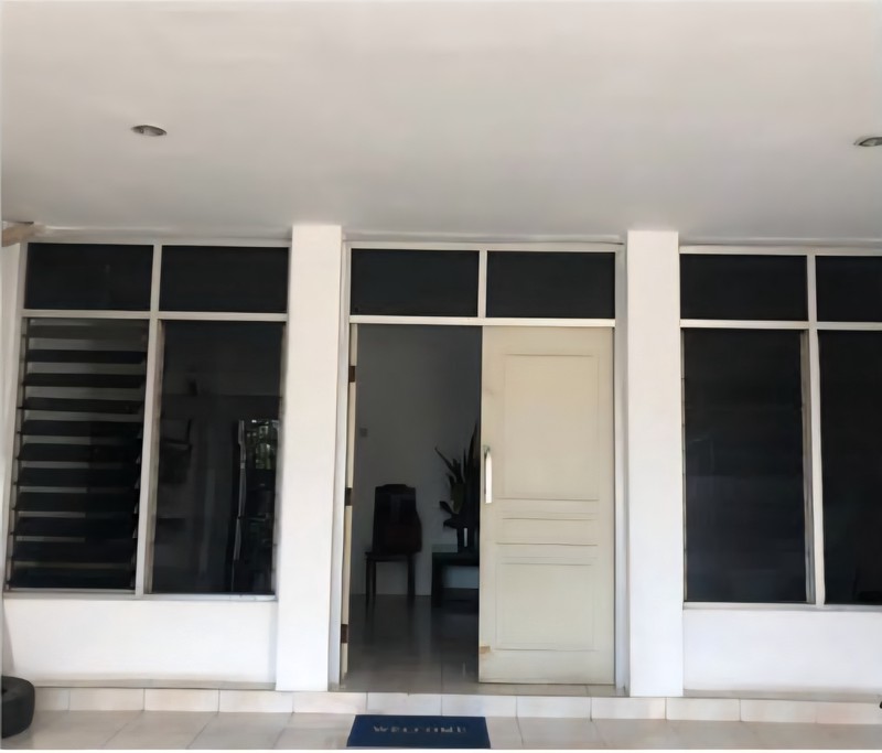 Dijual Rumah Kost Aktif 3 Lantai Darmo Permai Utara Surabaya Barat
