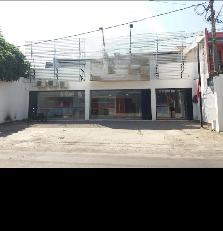 MURAH Disewakan Ruko Raya Balongsari Tama - Tandes - Surabaya Barat - Special Lebar 16 Meter - Parkiran Luas Cocok Buat Segala Usaha , Kantor, Gudang, Toko Roti, Showroom , Cafe, Resto