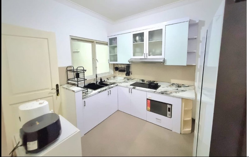 Dijual rumah cantik di Hook lokasi strategis premium lebak bulus 