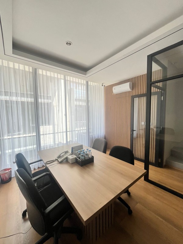  Dijual Rumah siap huni di Permata Hijau Mansion