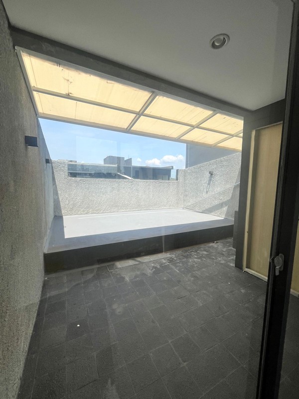  Dijual Rumah siap huni di Permata Hijau Mansion